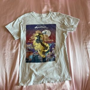 Women’s avatar graphic tee size small (off centered graphic from Ross)